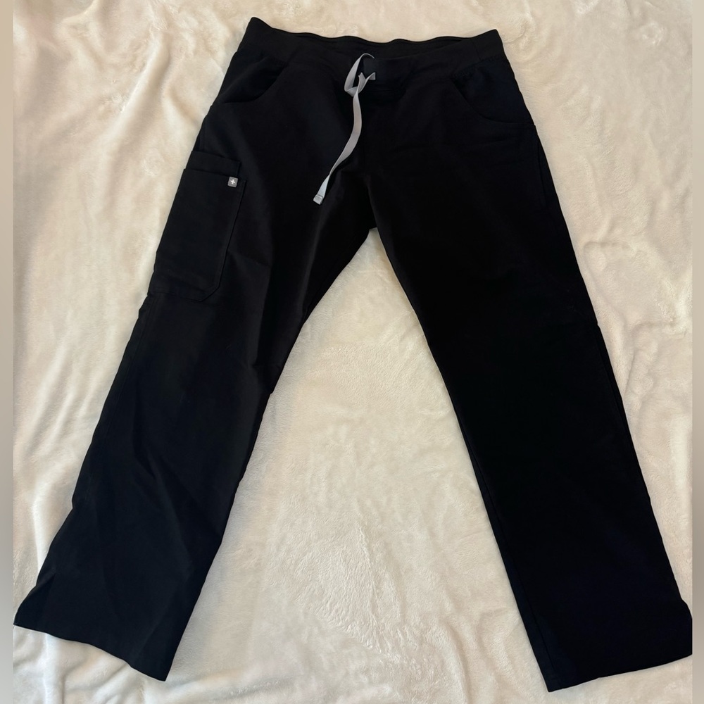 FIGS Yola scrub pants black  size large petite
